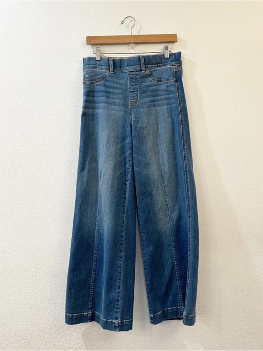 SPANX Seamed Front Wide Leg Denim‎ Jeans Size Medium Vintage Indigo